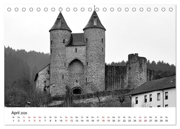 Produktbild: Burgen in schwarzwei&szlig; - Wie aus alten Zeiten (Tischkalender 2026 DIN A5 quer), CALVENDO Monatskalender
