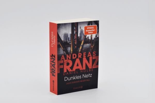 Produktbild: Dunkles Netz
