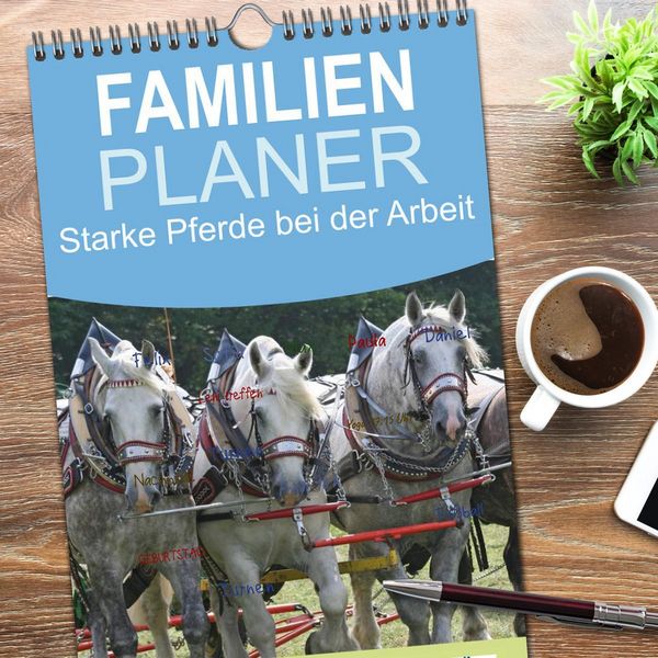 Produktbild: Familienplaner 2026 - Starke Pferde bei der Arbeit mit 5 Spalten (Wandkalender, 21 x 45 cm) CALVENDO