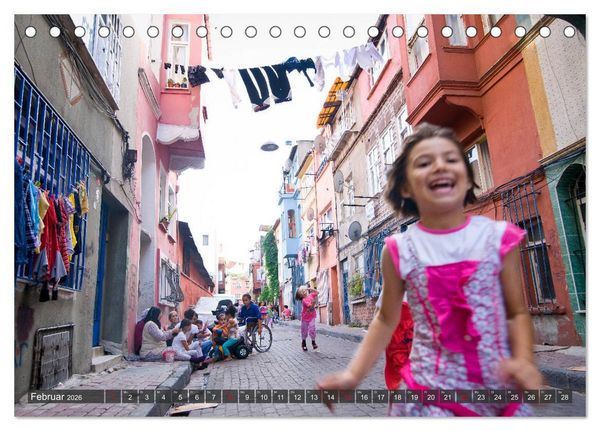Produktbild: Istanbul - Faszinierend und Verwirrend (Tischkalender 2026 DIN A5 quer), CALVENDO Monatskalender