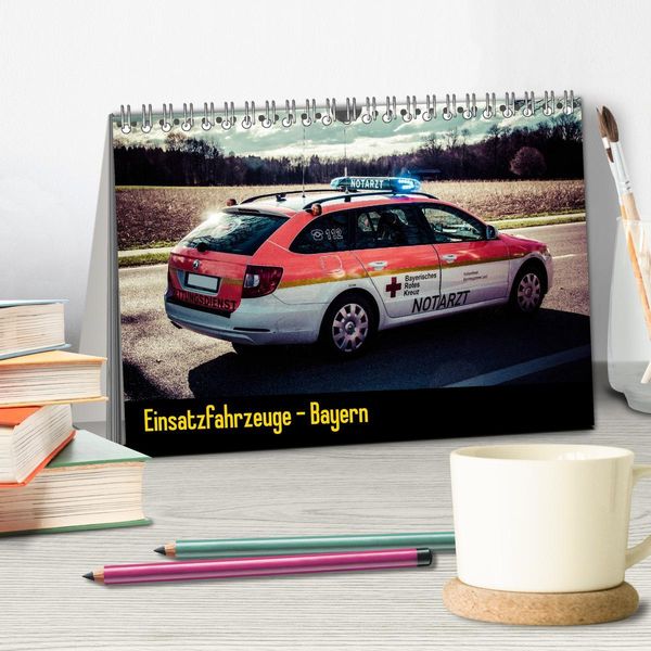 Produktbild: Einsatzfahrzeuge - Bayern (Tischkalender 2026 DIN A5 quer), CALVENDO Monatskalender