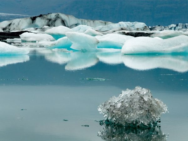 Produktbild: CALVENDO Puzzle Gletschersee J&ouml;kulsarlon | 1000 Teile Lege-Gr&ouml;&szlig;e 64x48cm Foto-Puzzle f&uuml;r gl&uuml;ckliche Stunden