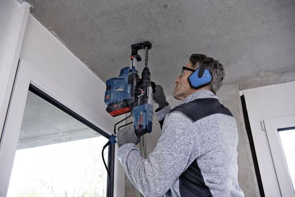 Produktbild: Bosch Professional GBH 18V-26 SDS-Plus-Akku-Bohrhammer 18 V Li-Ion inkl. Koffer, ohne Akku, ohne Ladeger&auml;t
