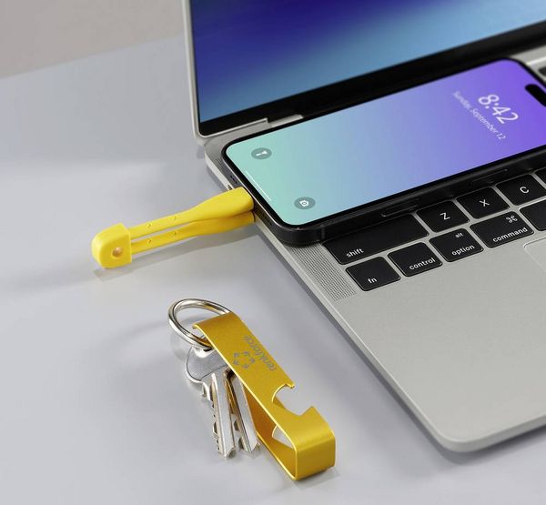 Produktbild: Renkforce USB-Kabel USB 2.0 USB-C&reg; Stecker 0.15 m Gelb Schl&uuml;sselanh&auml;nger, Flaschen&ouml;ffner RF-6721082