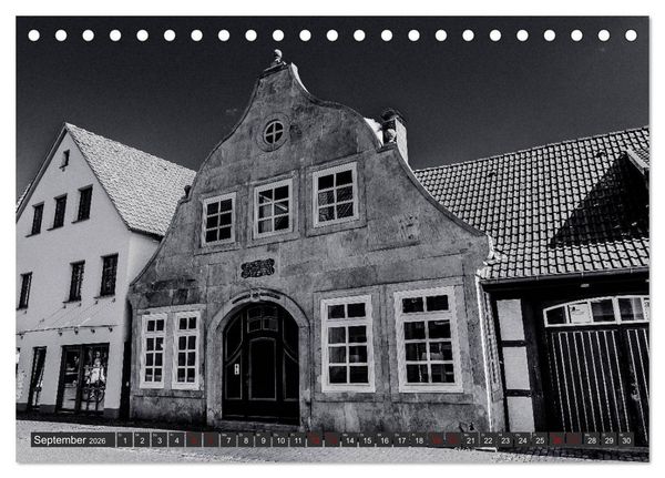 Produktbild: Ein Blick auf Nienburg an der Weser (Tischkalender 2026 DIN A5 quer), CALVENDO Monatskalender