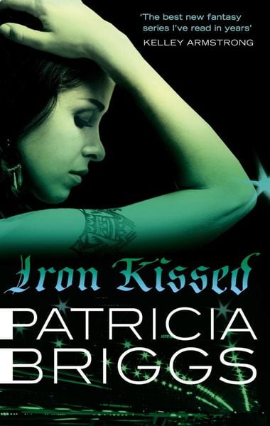 Book cover of Iron Kissed