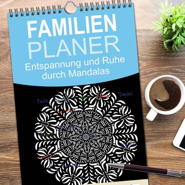 Produktbild: Familienplaner 2026 - Entspannung und Ruhe durch Mandalas mit 5 Spalten (Wandkalender, 21 x 45 cm) CALVENDO