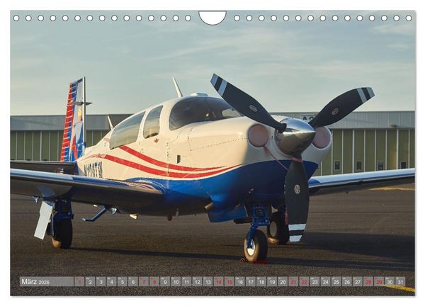 Produktbild: Flugzeuge und Hubschrauber im Portr&auml;t (Wandkalender 2026 DIN A4 quer), CALVENDO Monatskalender