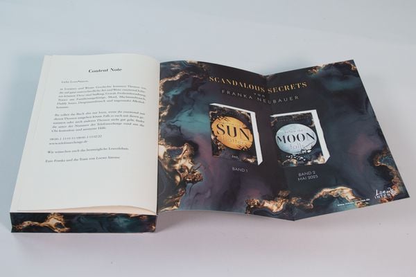 Produktbild: Before the Sun Shatters (Scandalous Secrets, Band 1)