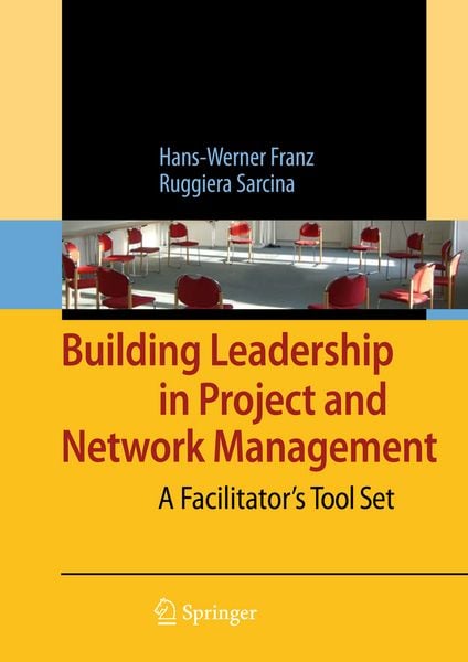 Produktbild: Building Leadership in Project and Network Management