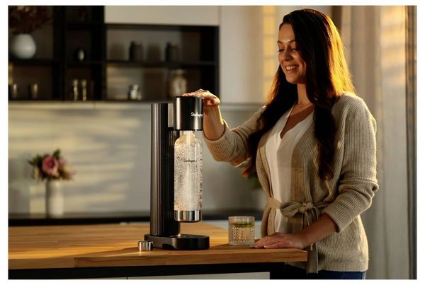 Produktbild: SODAPOP Wassersprudler Cooper Pro, schwarz, 1x 850ml PET-Flasche