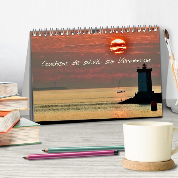 Produktbild: Couchers de soleil sur Kermorvan (Calendrier de bureau 2026 DIN A5 vertical), CALVENDO calendrier mensuel