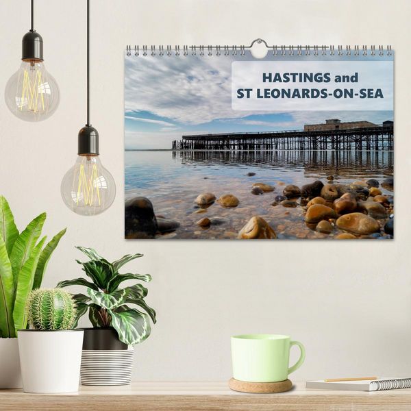 Produktbild: Photographs of Hastings and St Leonards (Wall Calendar 2026 DIN A4 landscape), CALVENDO 12 Month Wall Calendar