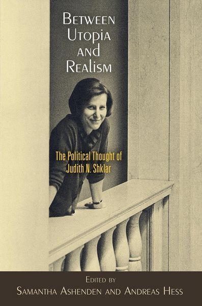 Produktbild: Between Utopia and Realism