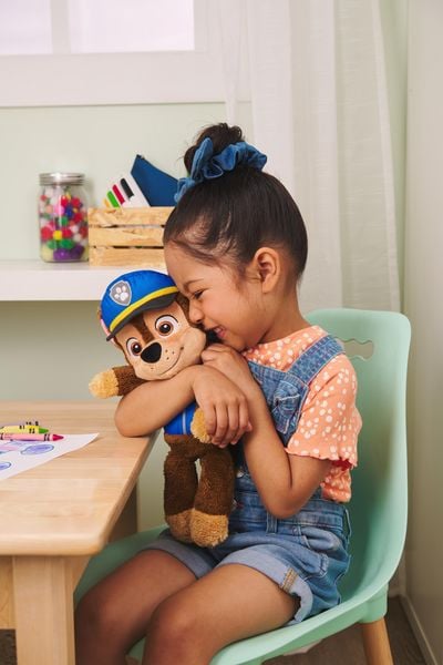Produktbild: GUND PAW Patrol Schlenkerpl&uuml;sch Chase, ca. 33 cm