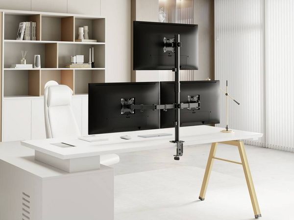 Produktbild: SpeaKa Professional SP-MM-231 Monitorhalterung 3 Display(s) 43,2 cm (17") - 81,3 cm (32") Schwarz H&ouml;henverstellbar, Neigbar, Rotierbar, Schwenkbar