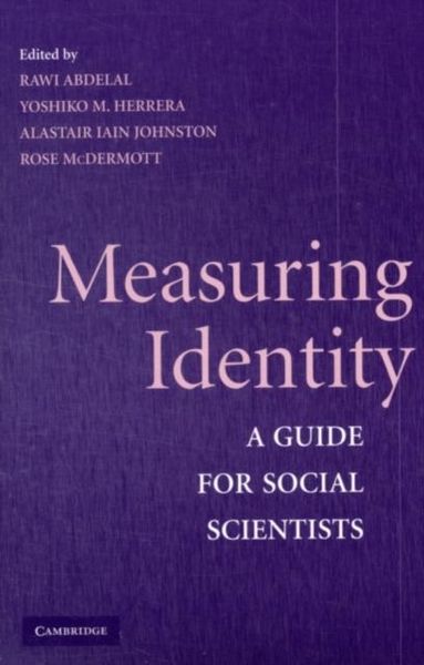 Produktbild: Measuring Identity