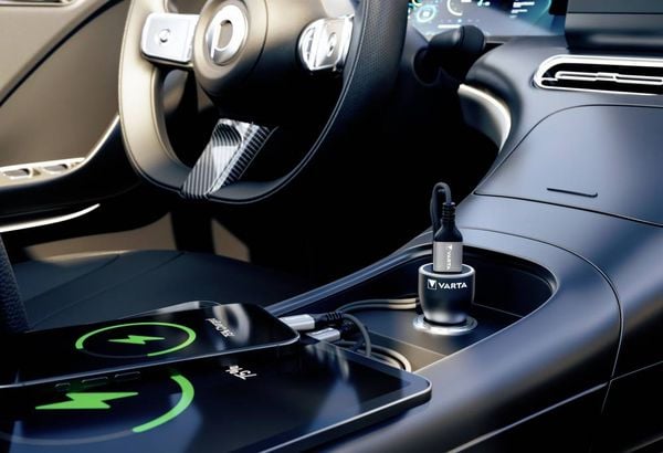 Produktbild: Varta VARTA Car Charger Belastbarkeit Strom max.=3 A 12/24 V