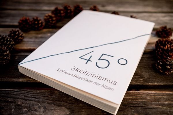 Produktbild: 45&deg; &ndash; Skialpinismus: Steilwandklassiker der Alpen