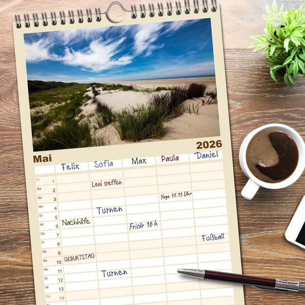 Produktbild: Familienplaner 2026 - Borkum - Inselblicke mit 5 Spalten (Wandkalender, 21 x 45 cm) CALVENDO