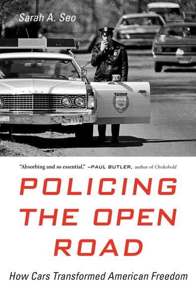 Produktbild: Policing the Open Road
