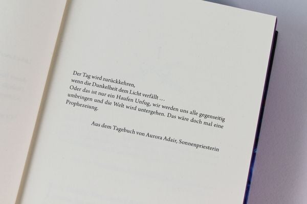 Produktbild: To Shatter the Night (Die verfluchten Lande, Band 2)