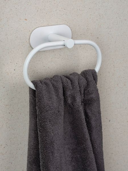 Produktbild: Turbo-Loc&reg; Handtuchring Mod. Orea White matt, aus rostfreiem Edelstahl