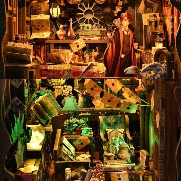 Produktbild: FiguredArt SL08- DIY Book Nook, Magische H&ouml;hle, Puzzle 334 Teile, Miniatur-Diorama