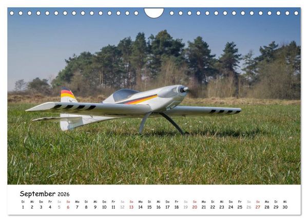 Produktbild: Tollk&uuml;hne Helden der Fliegerei - Modellflugzeuge in Aktion (Wandkalender 2026 DIN A4 quer), CALVENDO Monatskalender