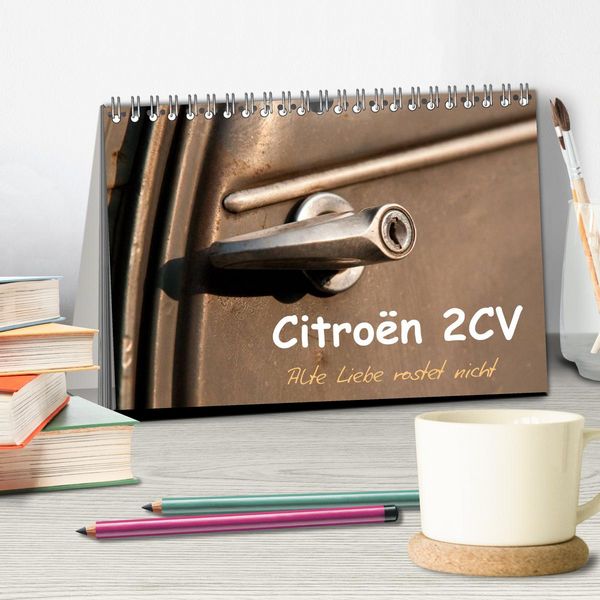 Produktbild: Citro&euml;n 2CV Alte Liebe rostet nicht (Tischkalender 2025 DIN A5 quer), CALVENDO Monatskalender