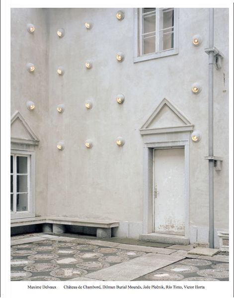 Produktbild: Maxime Delvaux. Ch&acirc;teau de Chambord, Dilmun Burial Mounds, Joze Plečnik, R&iacute;o Tinto, Victor Horta.