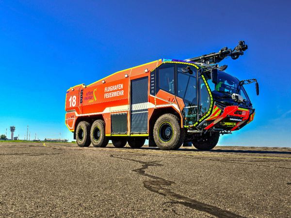 Produktbild: CALVENDO Puzzle FLF 11.500/1.400/P250-HRET / Rosenbauer Panther 6x6 / Flughafen Erfurt-Weimar | 1000 Teile Lege-Gr&ouml;&szlig;e 64x48cm Foto-Puzzle f&uuml;r gl&uuml;cklic