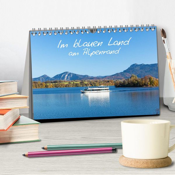Produktbild: Im blauen Land am Alpenrand (Tischkalender 2027 DIN A5 quer), CALVENDO Monatskalender