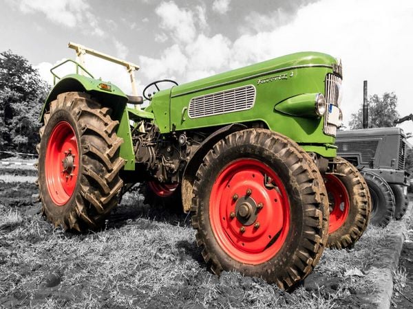Produktbild: CALVENDO Puzzle Fendt Favorit 3 | 1000 Teile Lege-Gr&ouml;&szlig;e 64 &times; 48 cm Foto-Puzzle f&uuml;r gl&uuml;ckliche Stunden