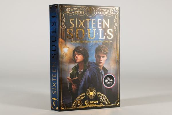 Produktbild: Sixteen Souls (Souls-Dilogie, Band 1)