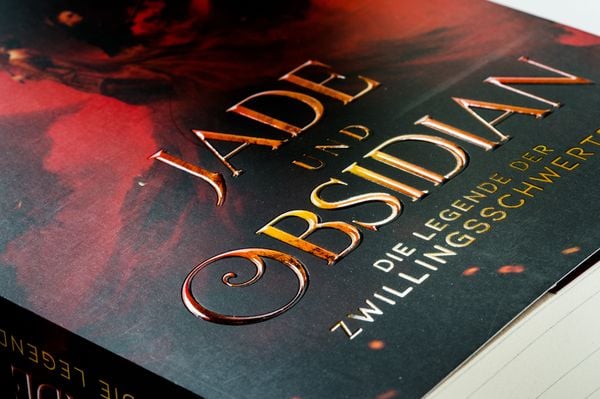 Produktbild: Jade und Obsidian - Die Legende der Zwillingsschwerter