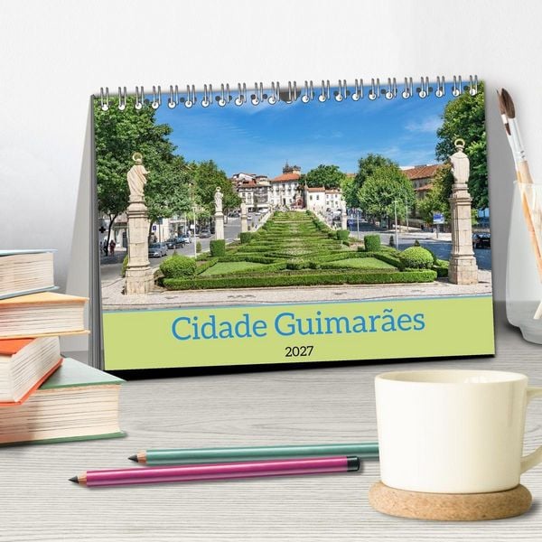Produktbild: Cidade Guimar&atilde;es (Tischkalender 2027 DIN A5 quer), CALVENDO Monatskalender