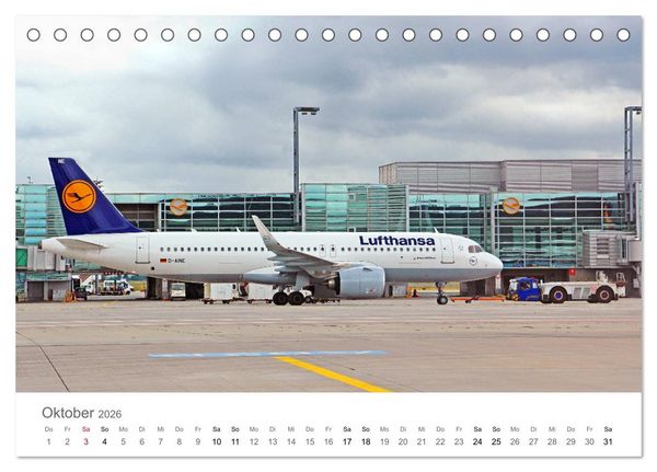 Produktbild: Gro&szlig;e und kleine Flieger am Flughafen (Tischkalender 2026 DIN A5 quer), CALVENDO Monatskalender