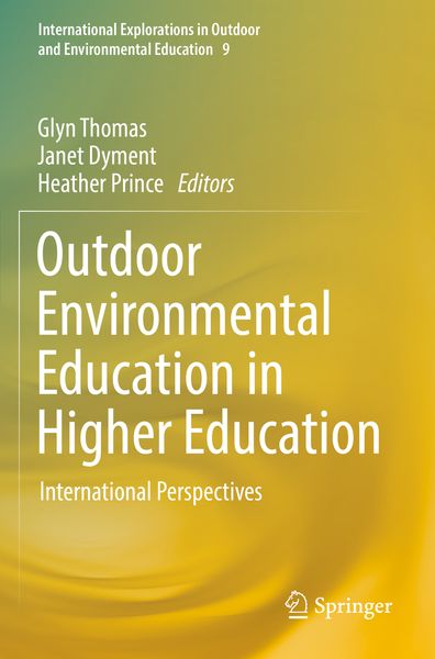 Produktbild: Outdoor Environmental Education in Higher Education