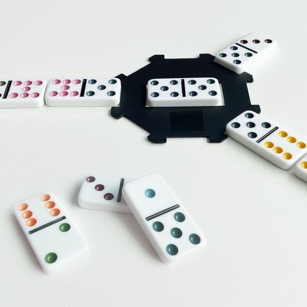 Produktbild: Classics: Dominos