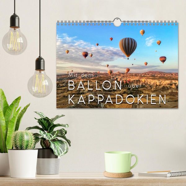 Produktbild: Mit dem Ballon &uuml;ber Kappadokien (Wandkalender 2026 DIN A4 quer), CALVENDO Monatskalender