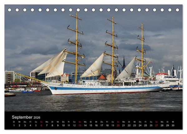 Produktbild: Auslaufparade des Hamburger Hafengeburtstages (Tischkalender 2026 DIN A5 quer), CALVENDO Monatskalender