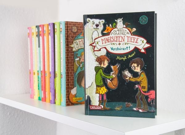 Produktbild: Die Schule der magischen Tiere 9: Versteinert!