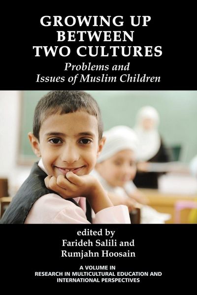 Produktbild: Growing Up Between Two Cultures