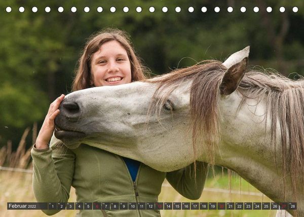 Produktbild: Pferd und Mensch in Harmonie (Tischkalender 2022 DIN A5 quer)