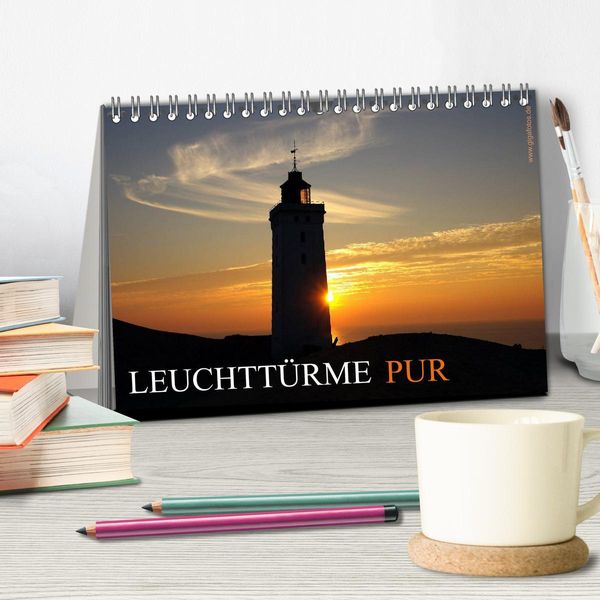 Produktbild: Leuchtt&uuml;rme PUR (Tischkalender 2026 DIN A5 quer), CALVENDO Monatskalender