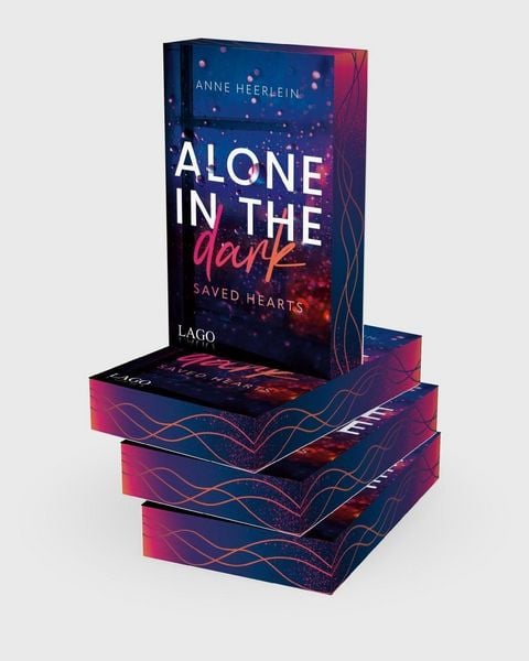 Produktbild: Alone in the dark (Saved Hearts 1)