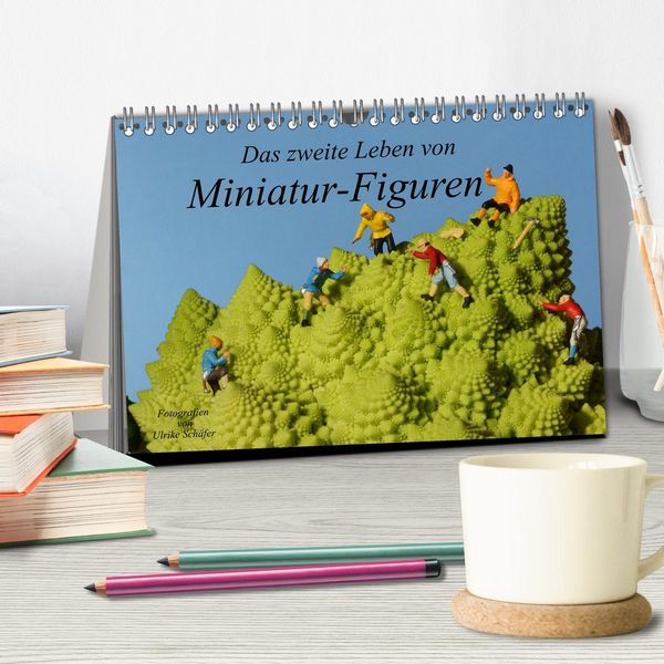 Produktbild: Das zweite Leben von Miniatur-Figuren (Tischkalender 2026 DIN A5 quer), CALVENDO Monatskalender