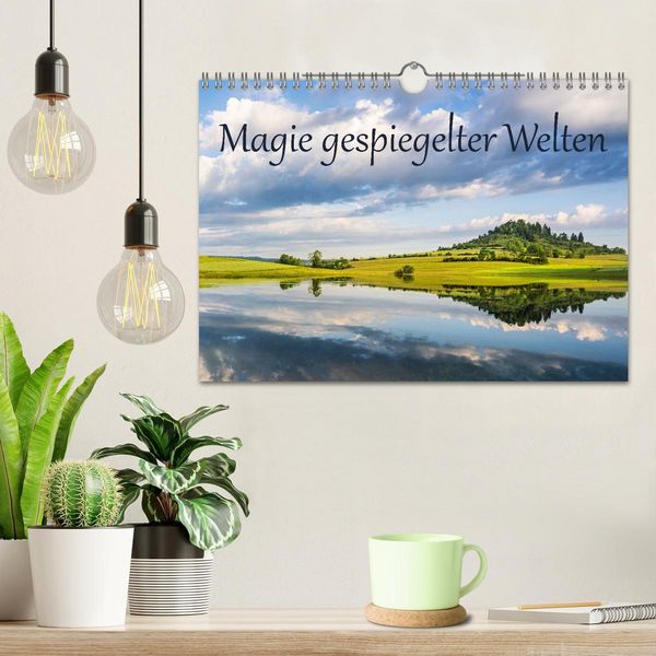 Produktbild: Magie gespiegelter Welten (Wandkalender 2026 DIN A4 quer), CALVENDO Monatskalender