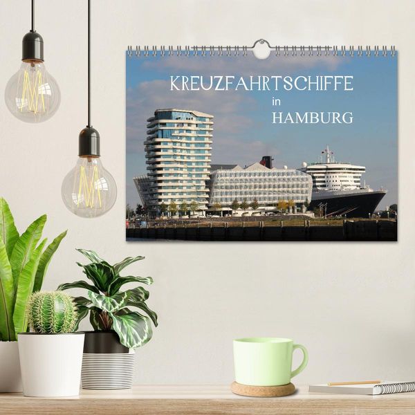 Produktbild: Kreuzfahrtschiffe in Hamburg (Wandkalender 2026 DIN A4 quer), CALVENDO Monatskalender